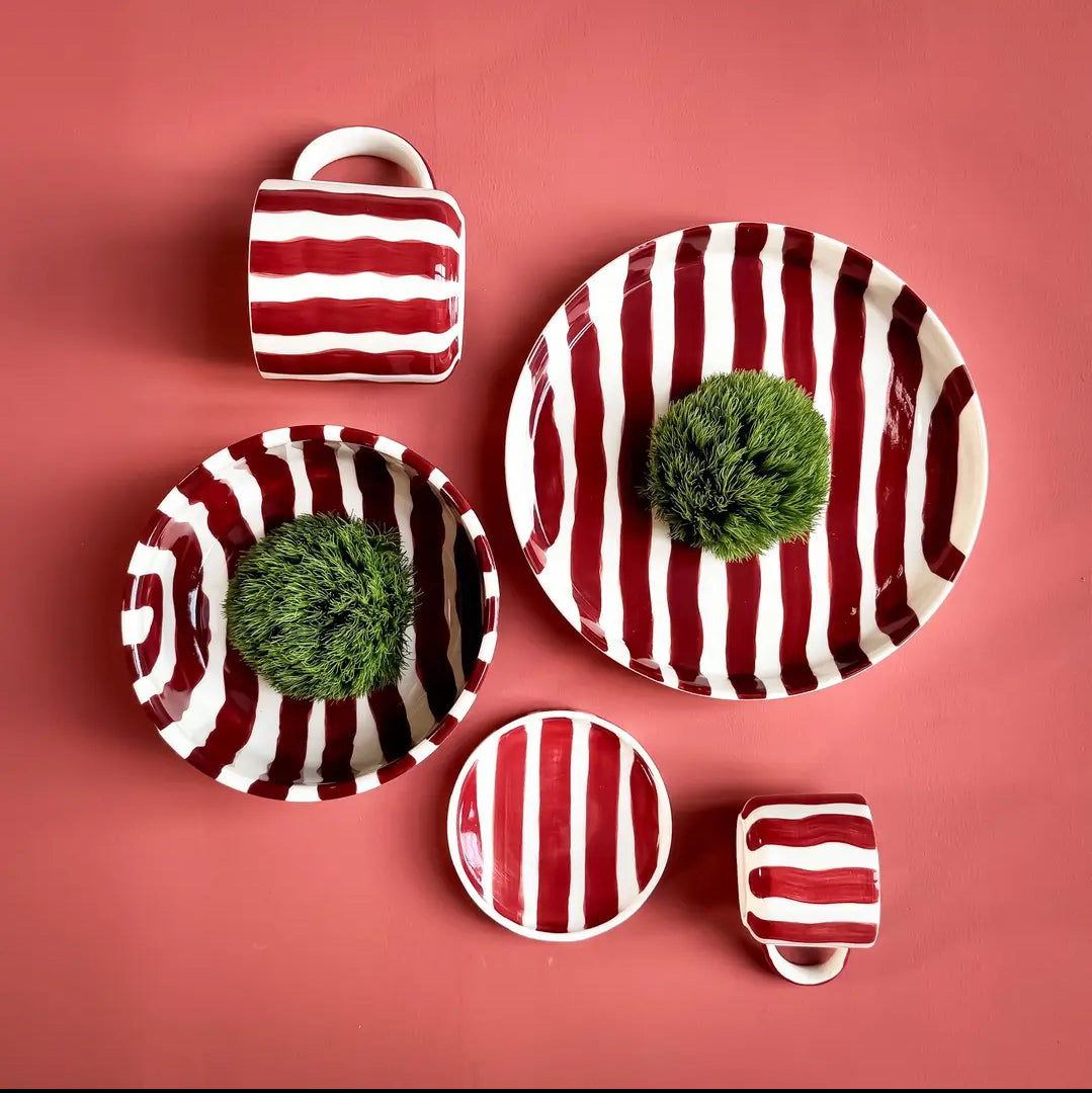 Schüsseln und Teller