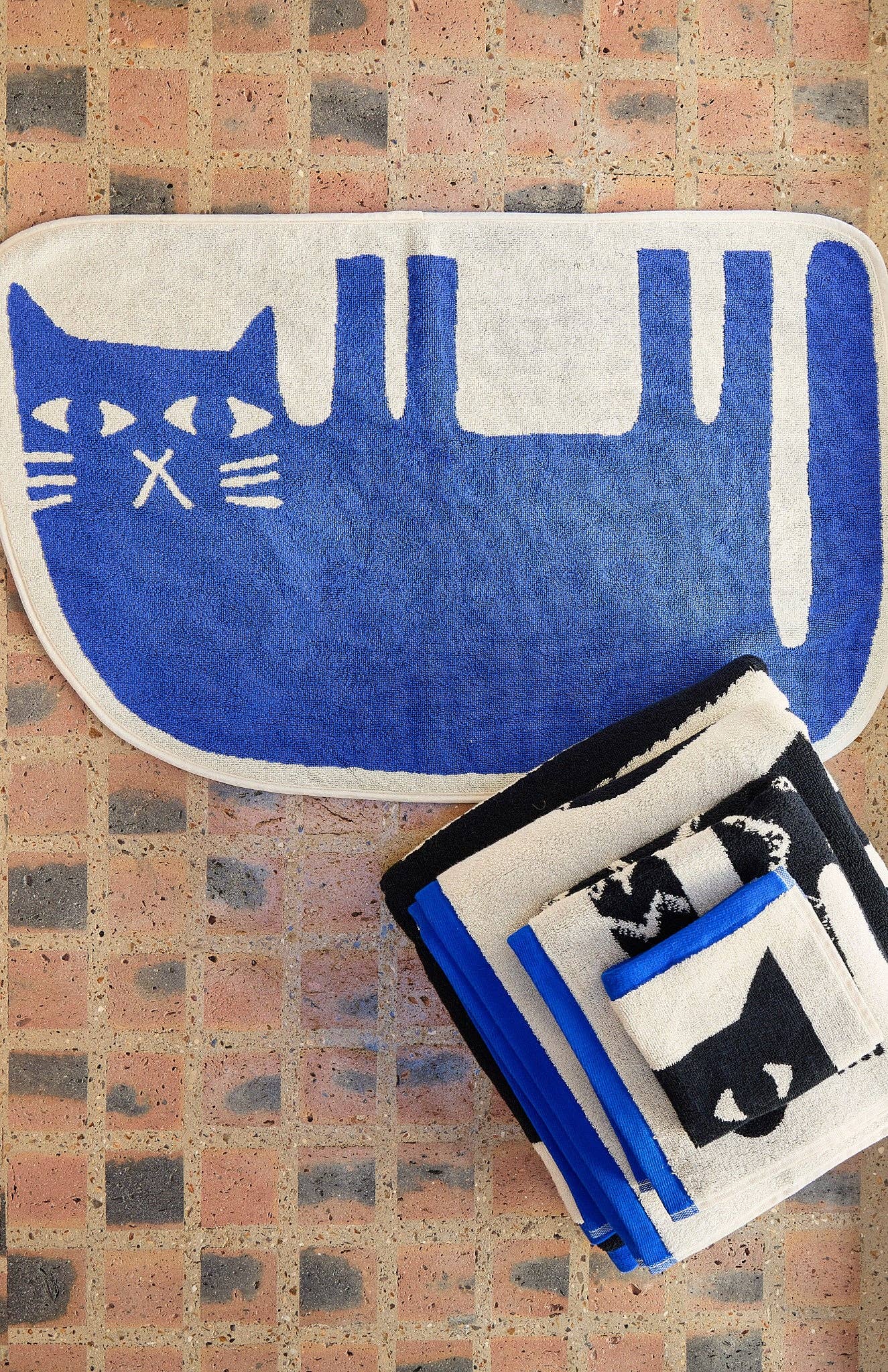 Donna Wilson - Badematte "Faule Katze "