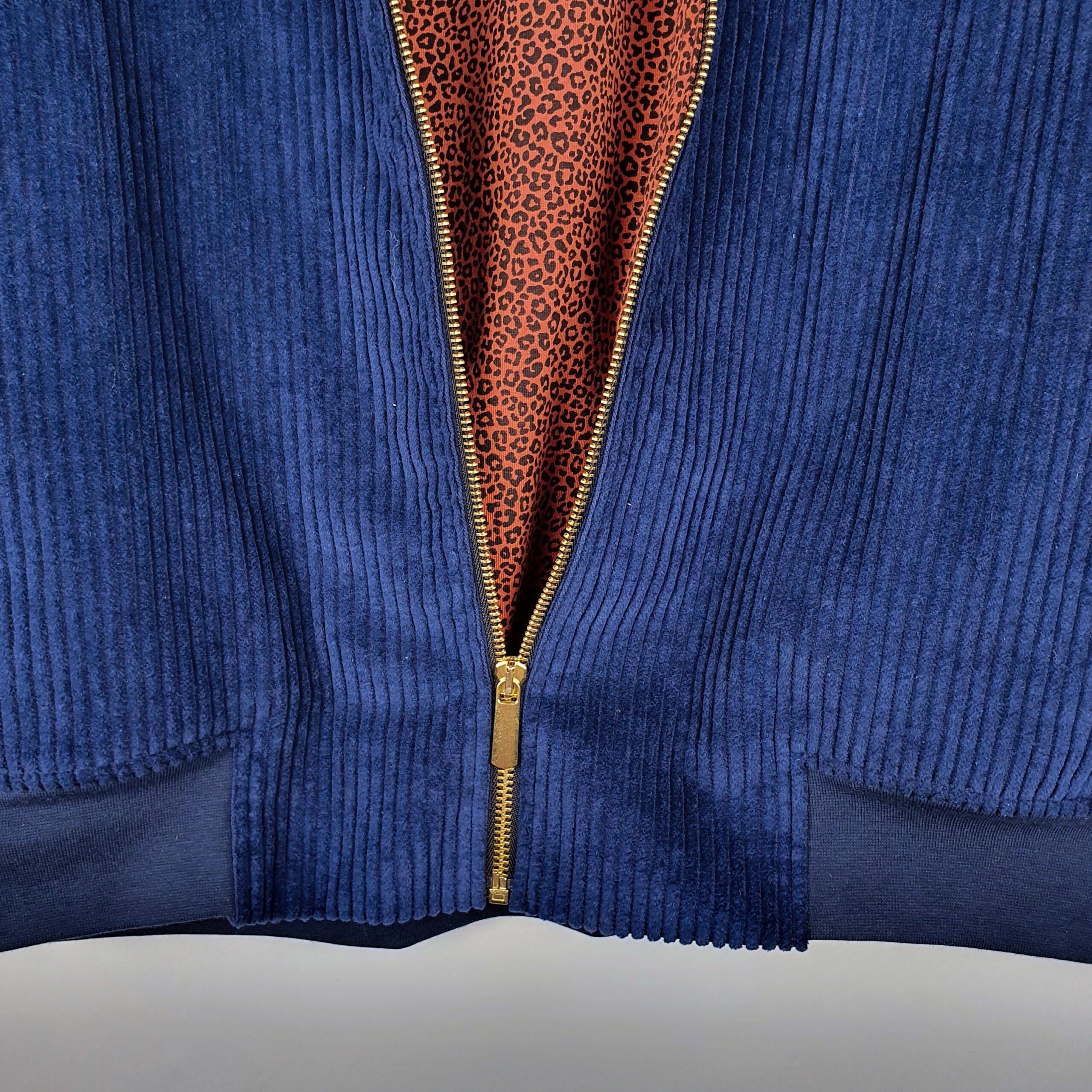 Bomberjacke Breitcord 'dunkelblau/rost Leo'