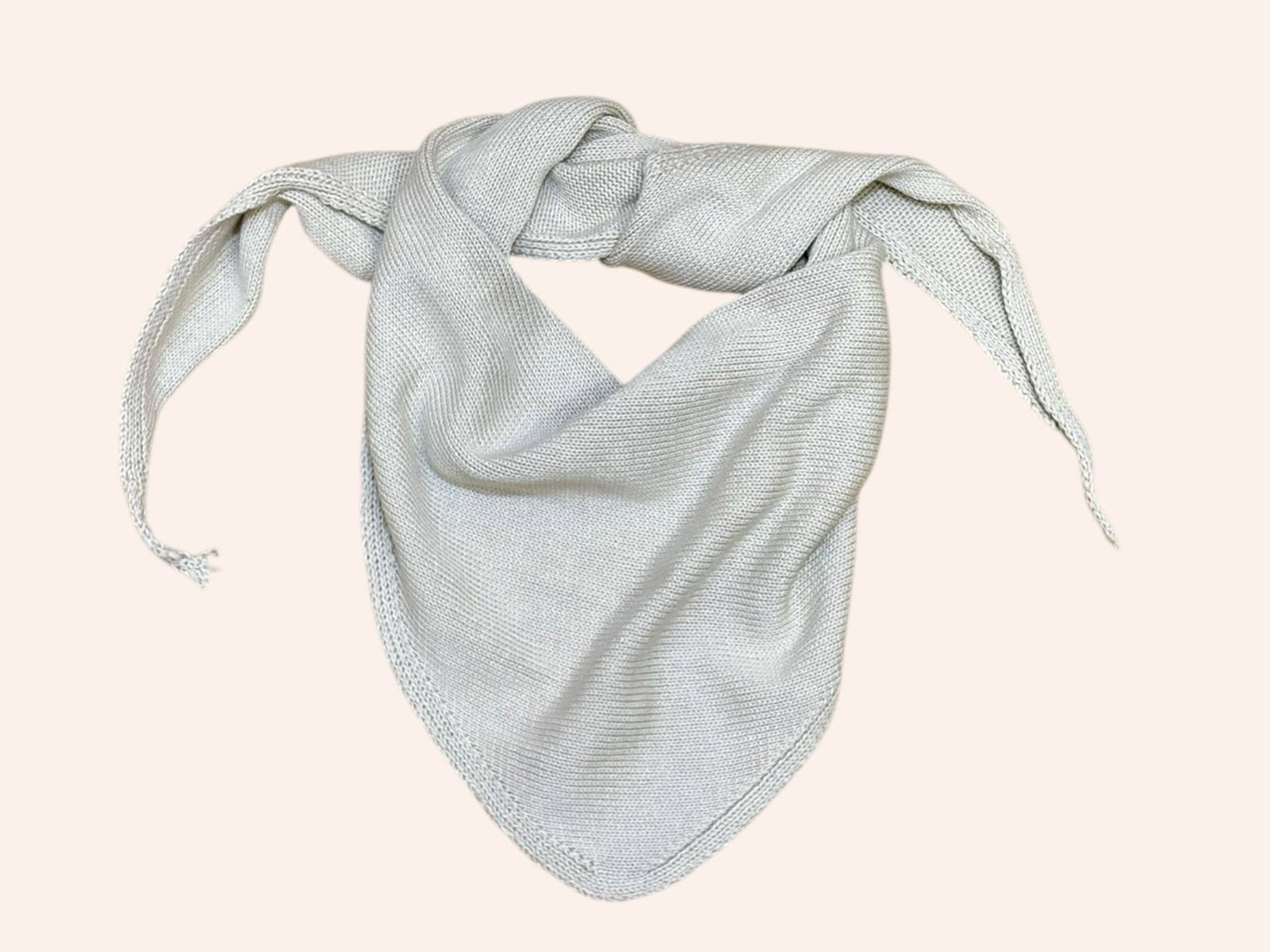 Einfarbiges Dreieckstuch aus 100 % Baumwollstrick