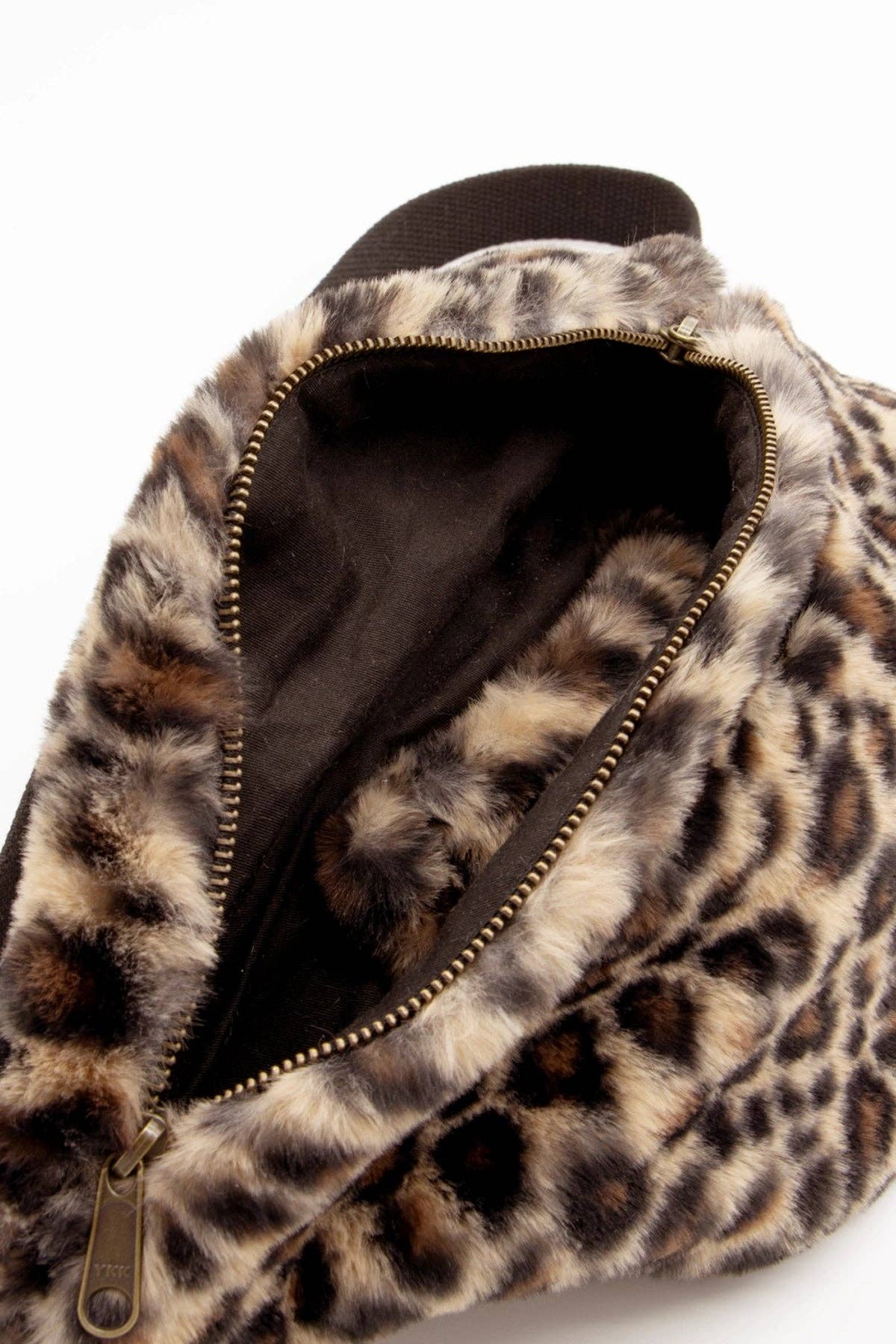 Hindbag Sasha Gürteltasche aus Kunstfell mit Leopardenmuster