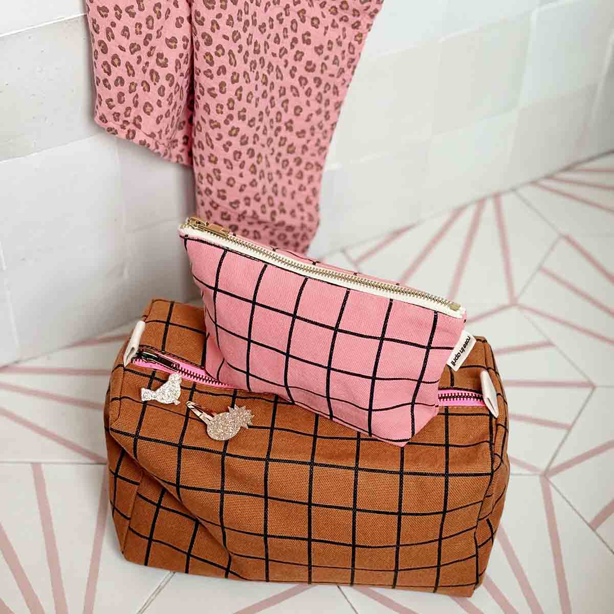 SOFIA TASCHE SCHULE KARIERT FUNKY PINK Rose in April