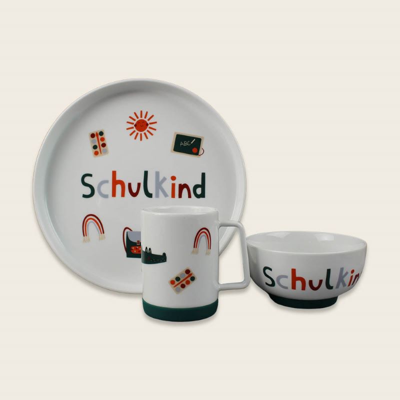 Ava&Yves Porzellan-Set 'Schulkind Adventure' mit großem Teller (23cm), Becher und Müslischale