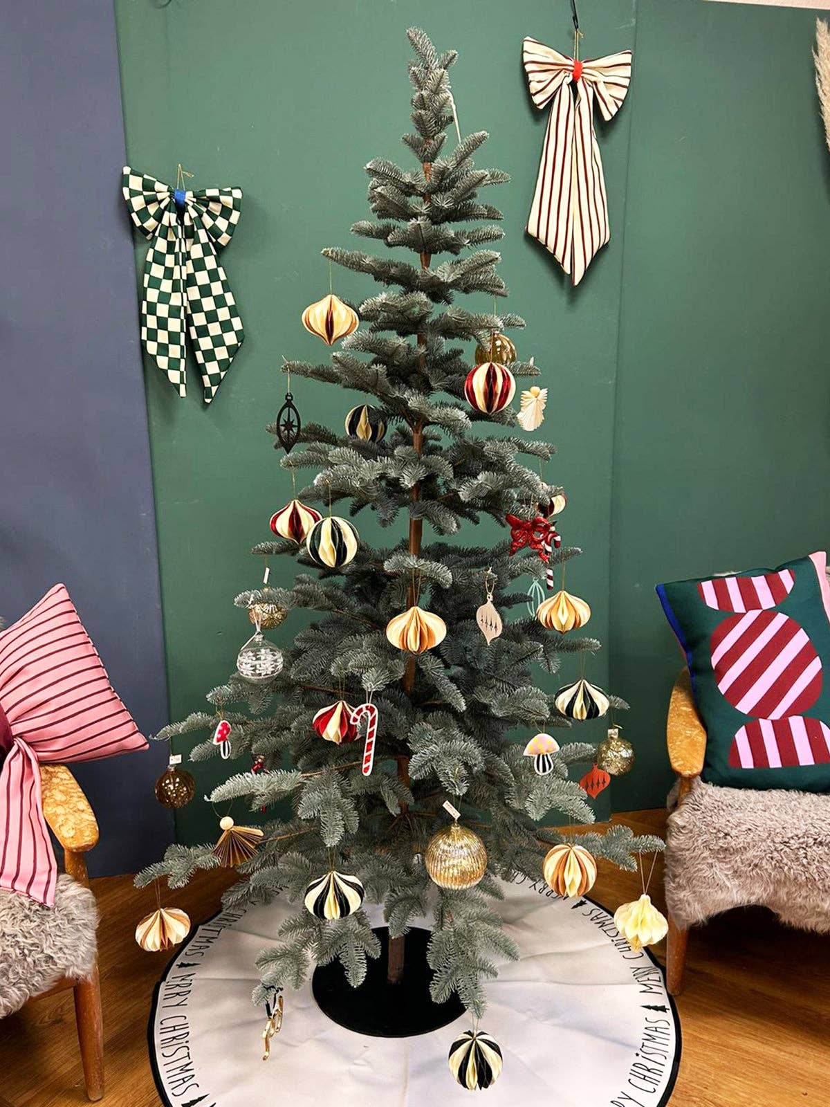 Weihnachtsschmuck Schleife schmal gestreift