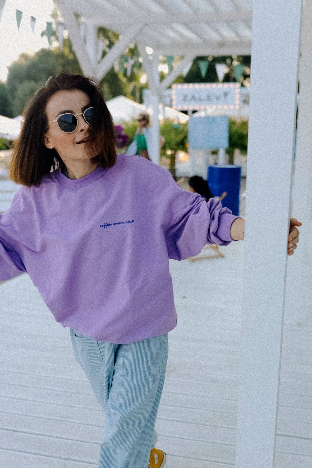 BIG COFFEE LOVER auf lila - SWEATSHIRT Dont grow up