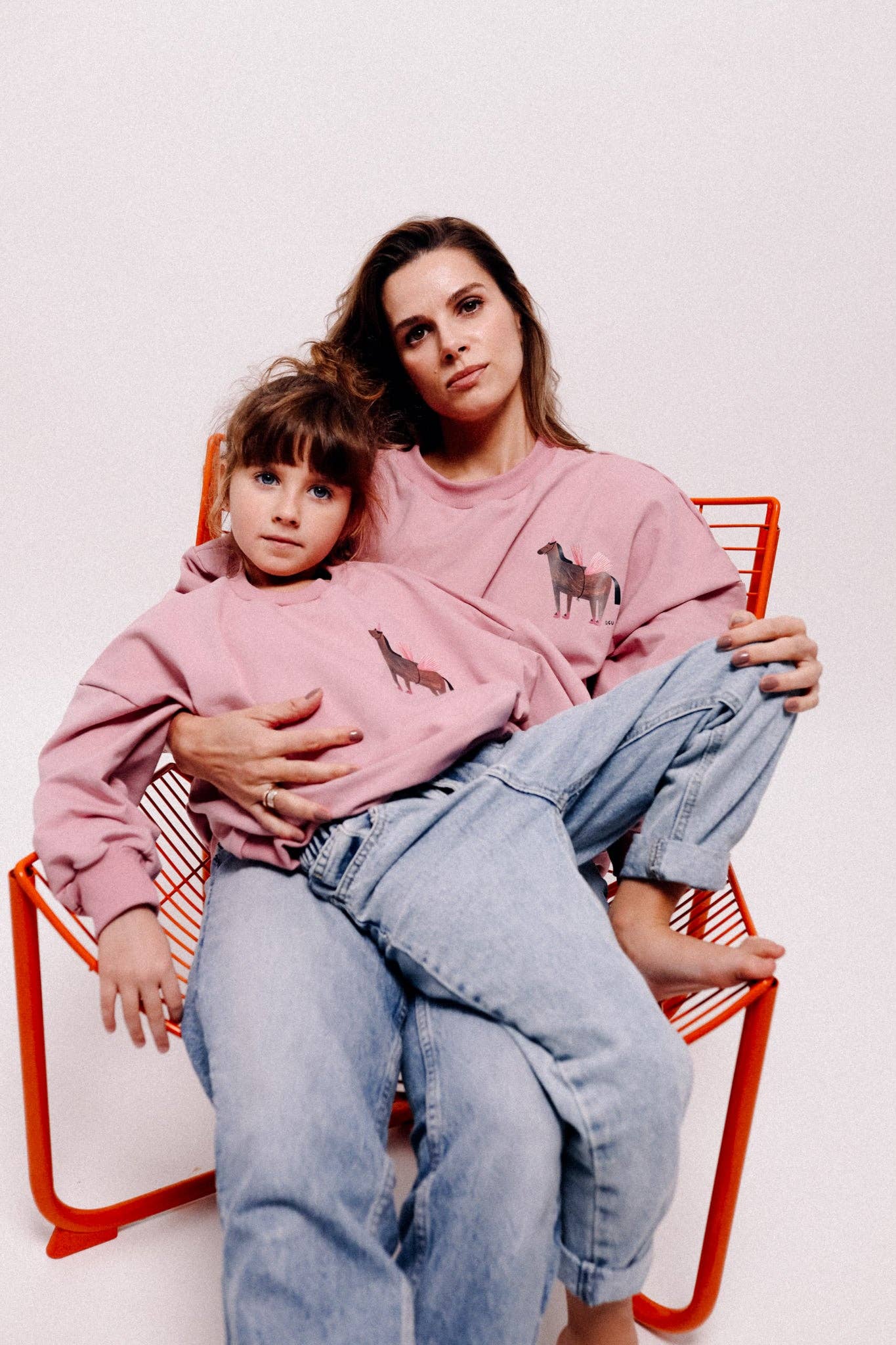 Pferd auf altrosa Kinder Sweatshirt Don't grow up