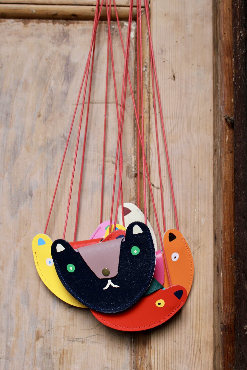 Brustbeutel Bär I ARK Colour Design