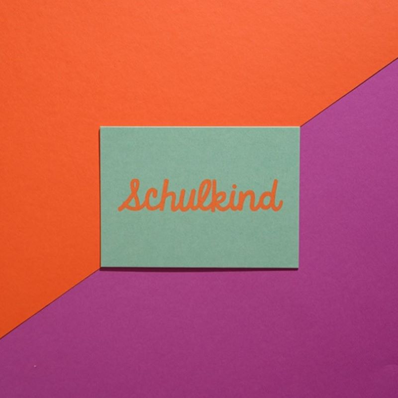 AvaundYves Postkarte 'Schulkind, grün/orange'