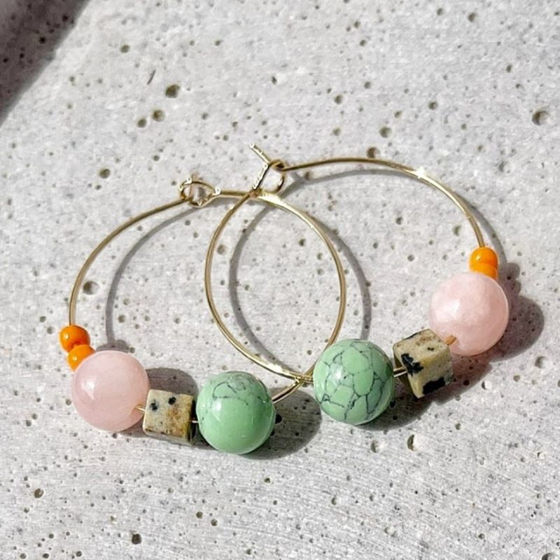 Ute Arnold Studio Ohrringe 'Nia' 14K goldfilled bunte Creolen (verschiedene Farben)