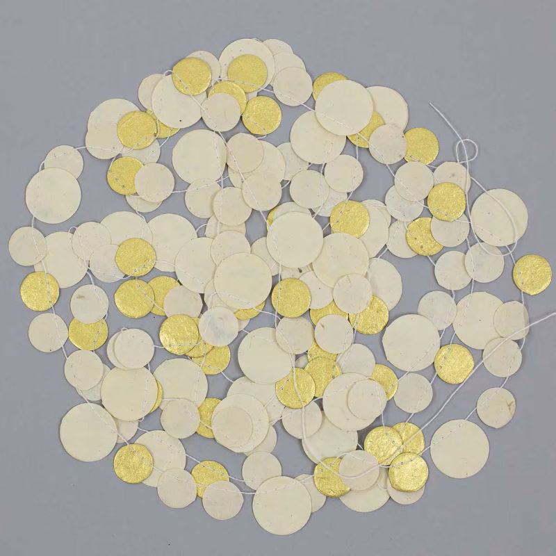 A World of Craft Girlande 'Dots on a String' (weiß/gold)