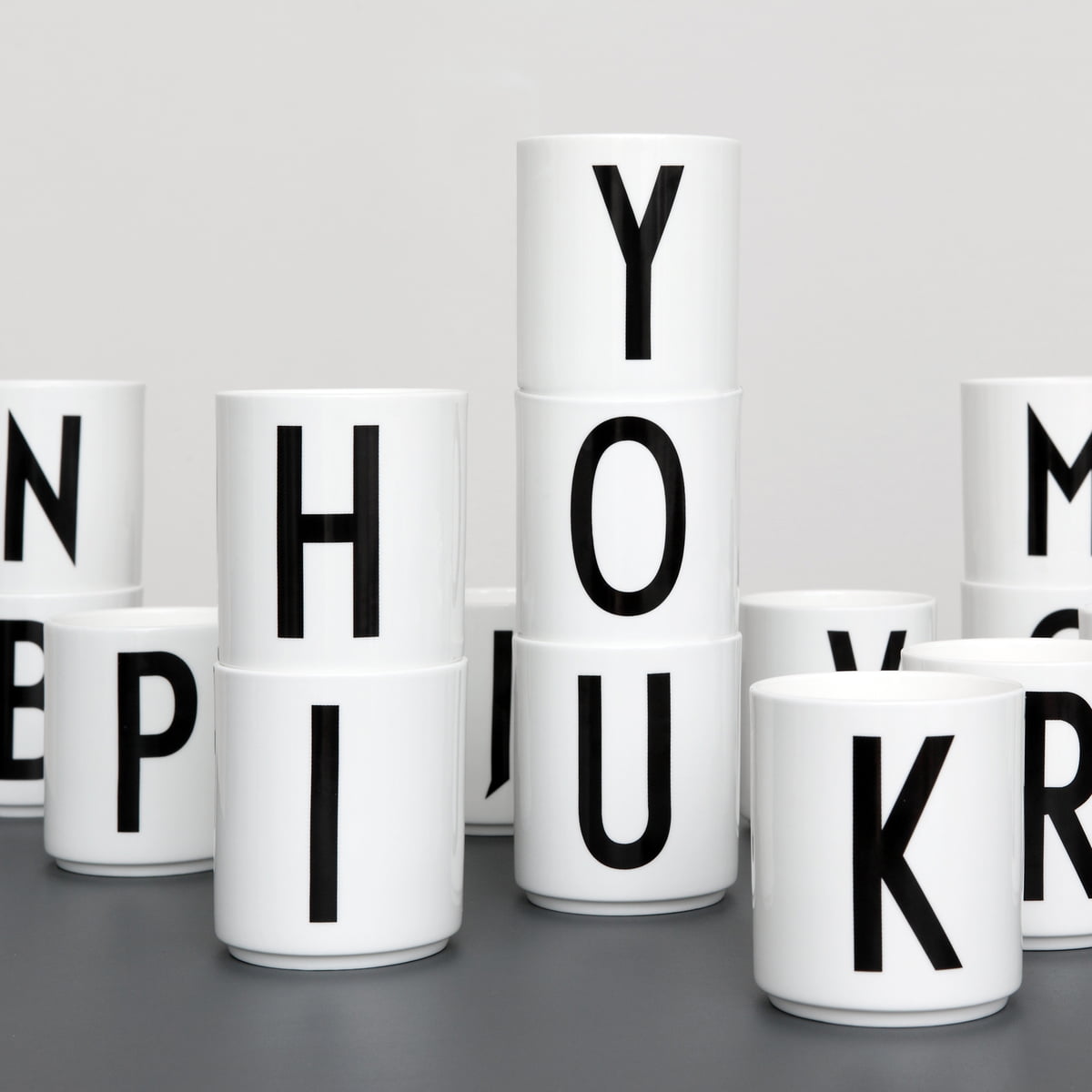Porzellan Becher Buchstaben DesignLetters Personal Cup