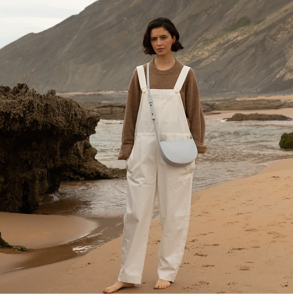 Farou Half Moon Bag 'fog'