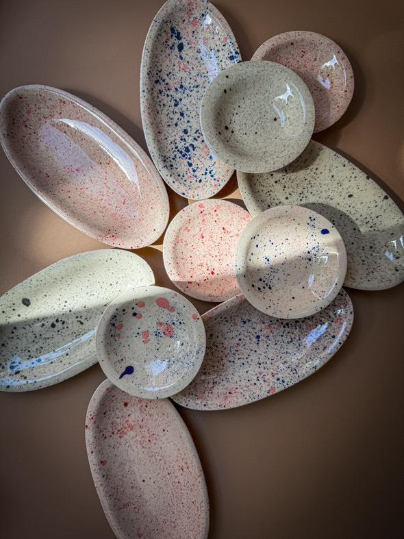 Good Clay Sunshine x Studio du. Ovale kleine Platte