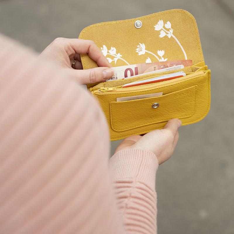 Portemonnaie 'Flash Forward Medium' von Keecie verschiedene Farben