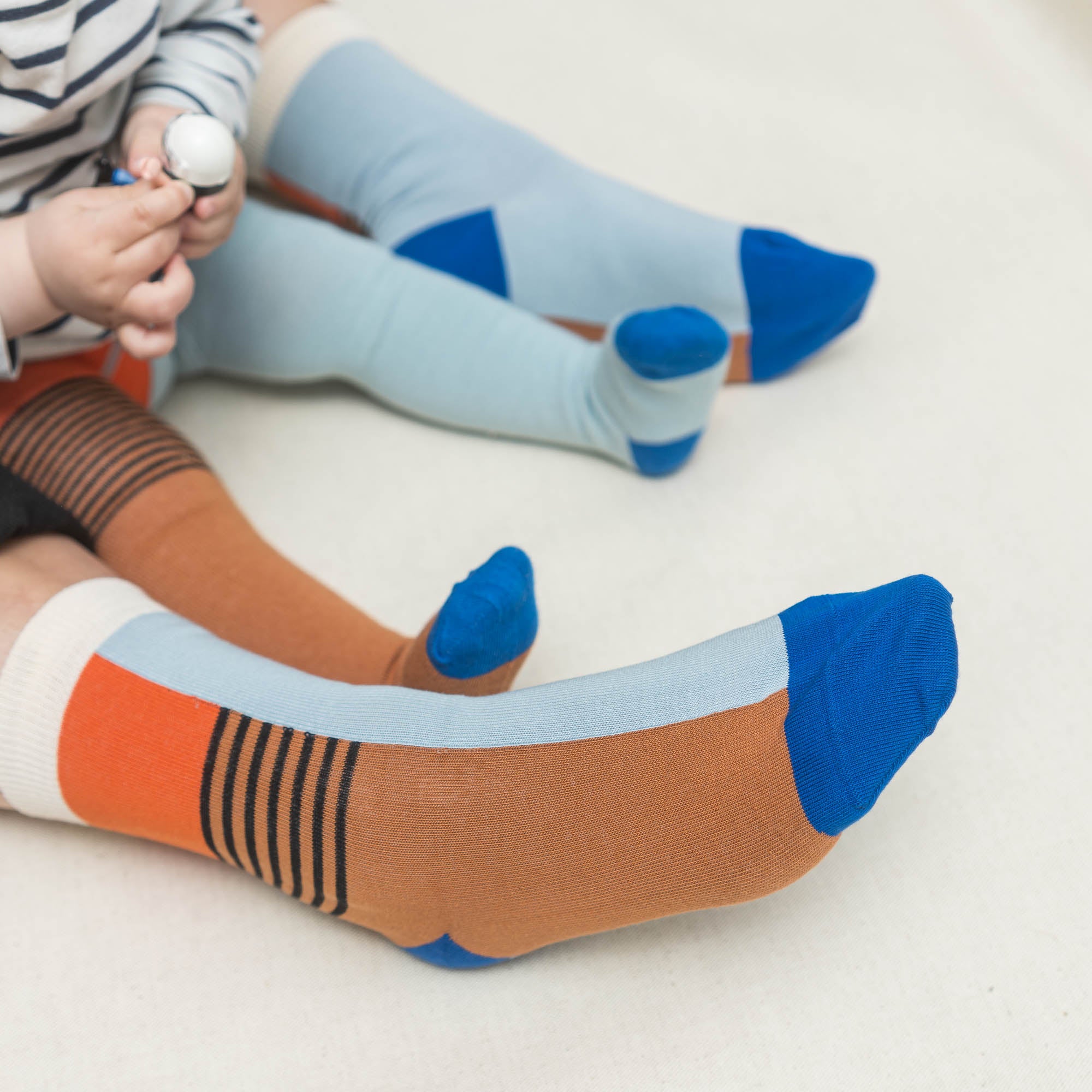 Baby-und Kinderstrumpfhose halb/halb rust nicenicenice