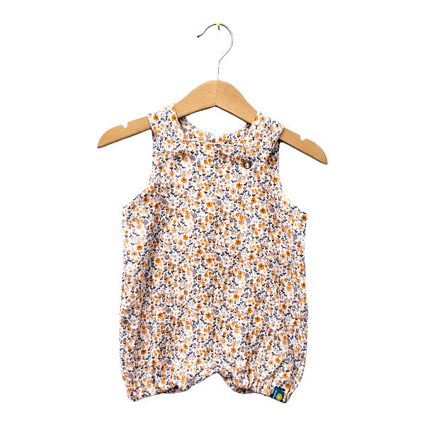 Musselinlatzhose 'kurz/Blümchen'