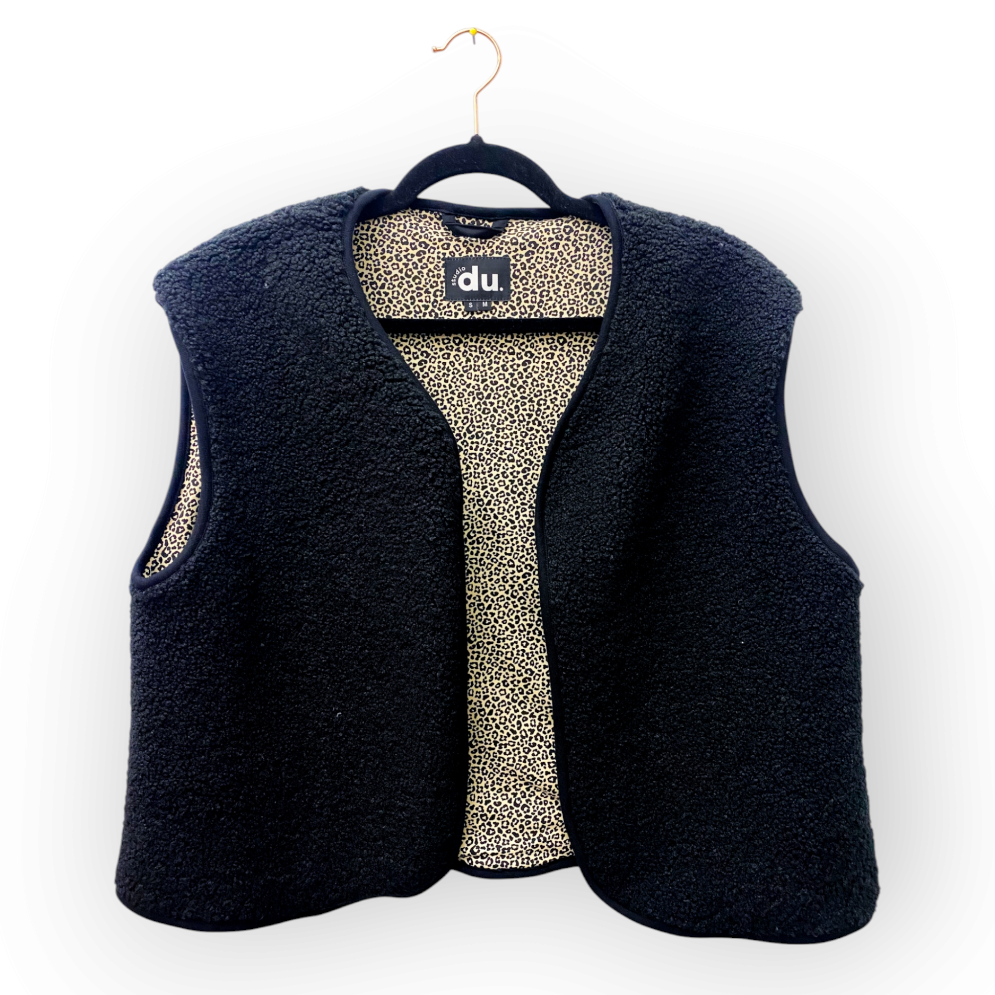 Teddyweste "schwarz mit Leo Futter"