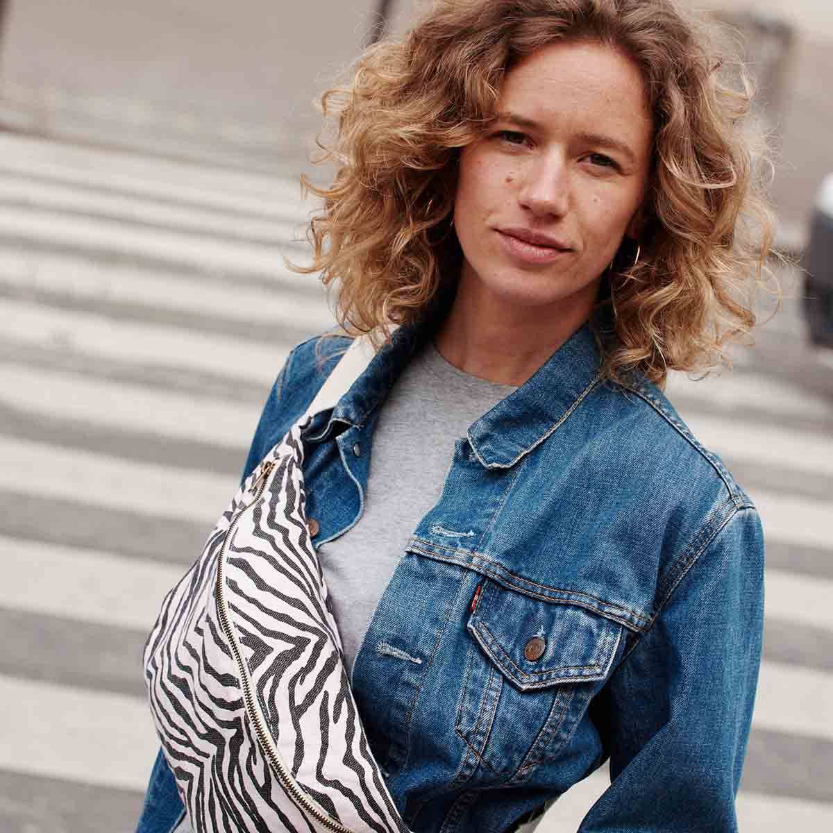 Rose in April Bauchtasche 'Zebra Hellrosa'