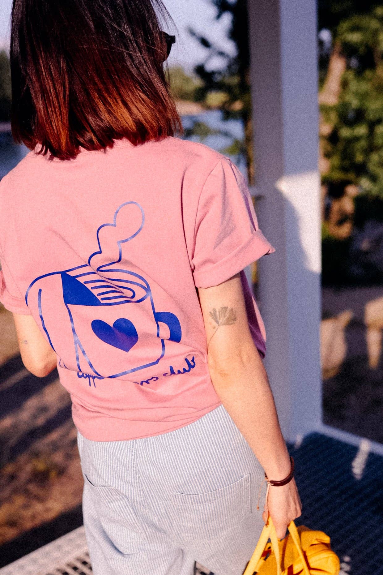 Dont grow up BIG COFFEE LOVER auf Rosa - ERWACHSENEN T-SHIRT