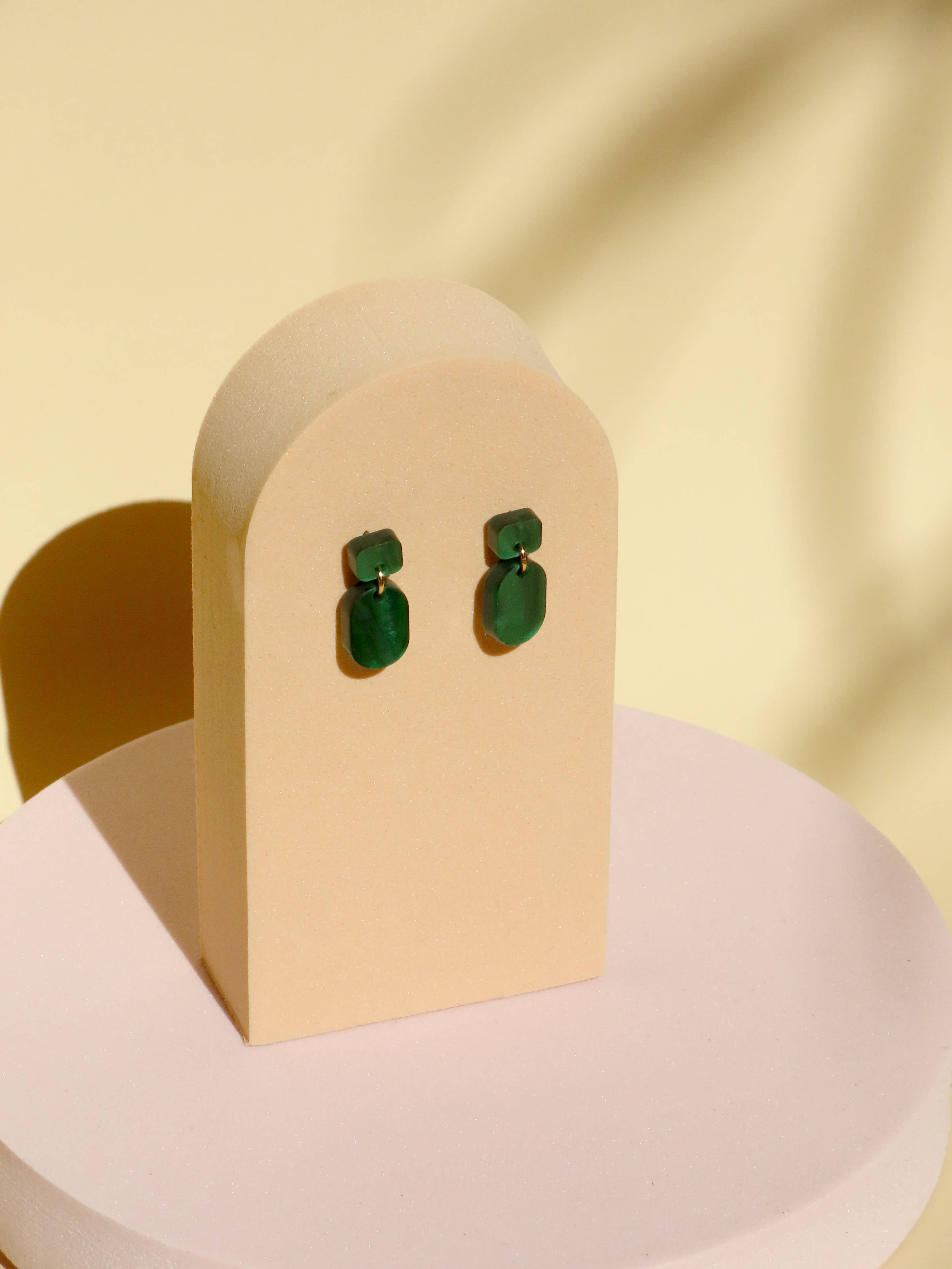 Green Creamy Mini Ohrhänger niemalsmehrohne
