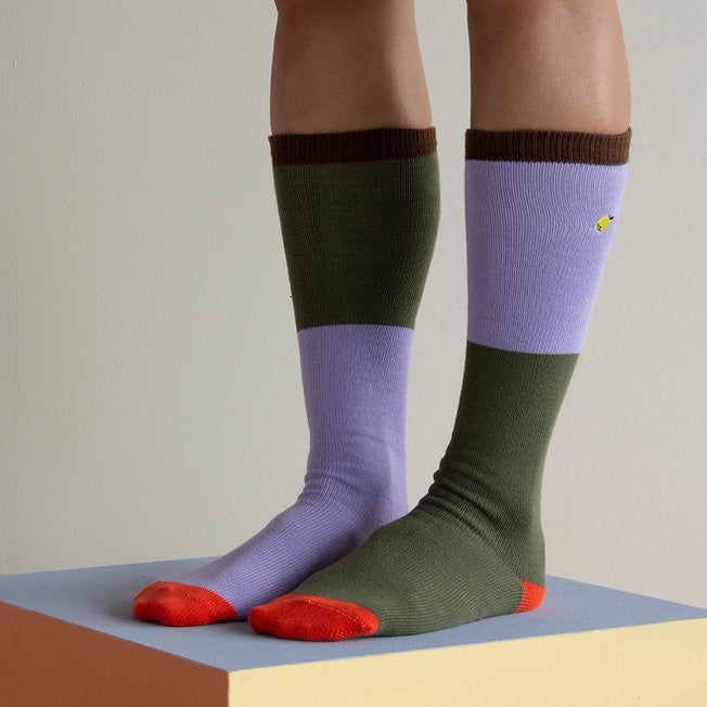 Sticky Lemon Kniestrümpfe 'colourblocking | leaf green + mauve lilac'