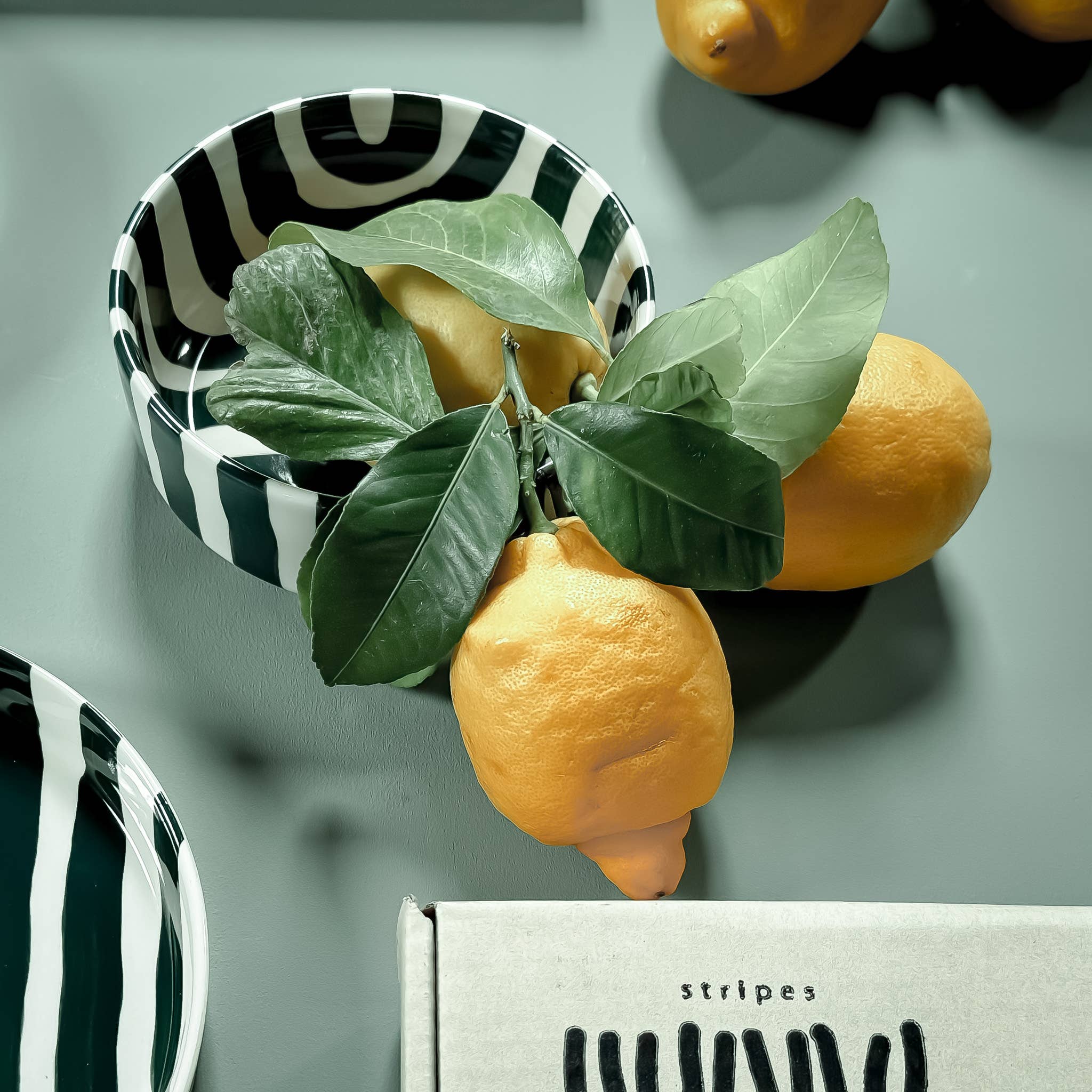 Becher Stripes - gentle green