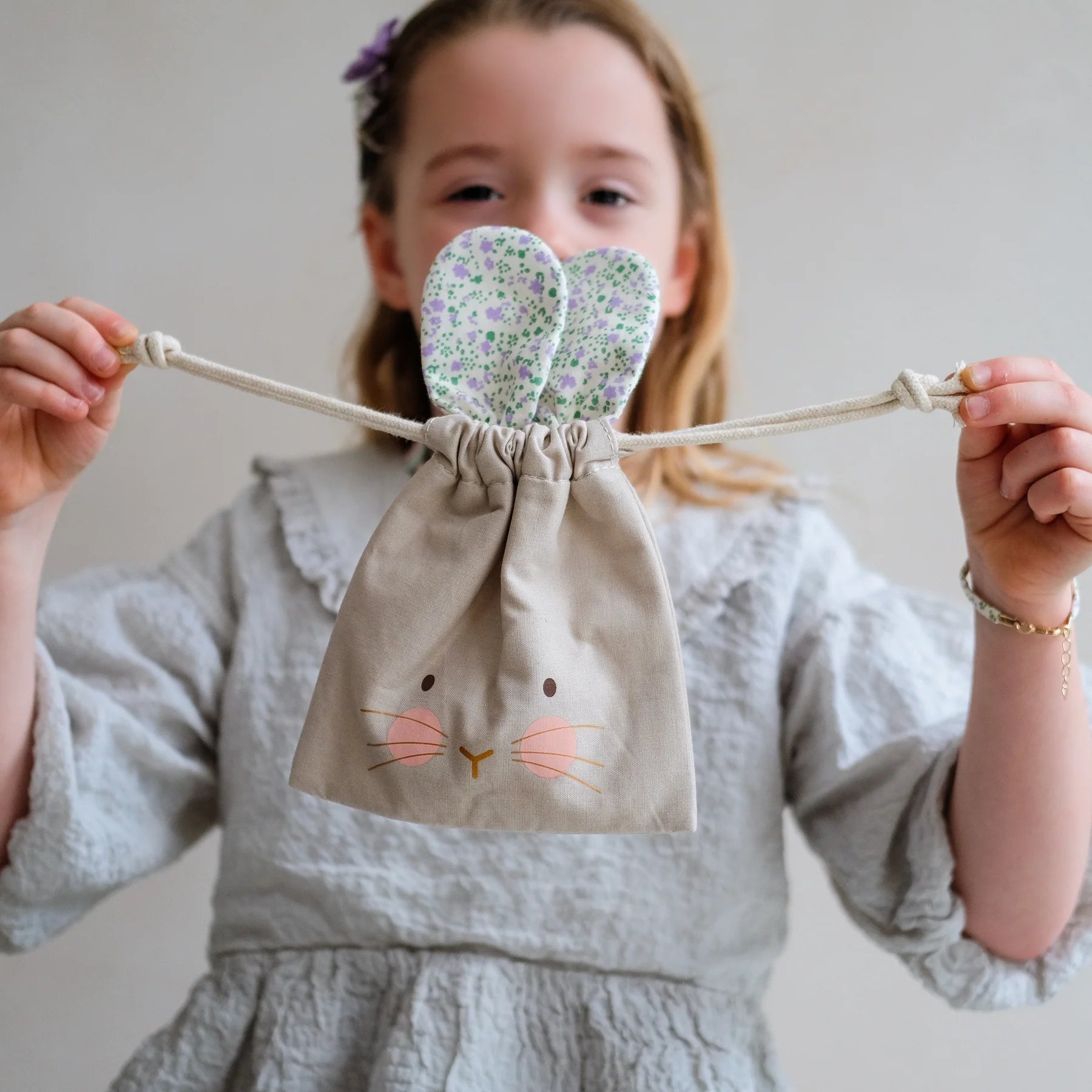 Mimi und Lula -Oster Täschchen mit Haarklammern- Lila