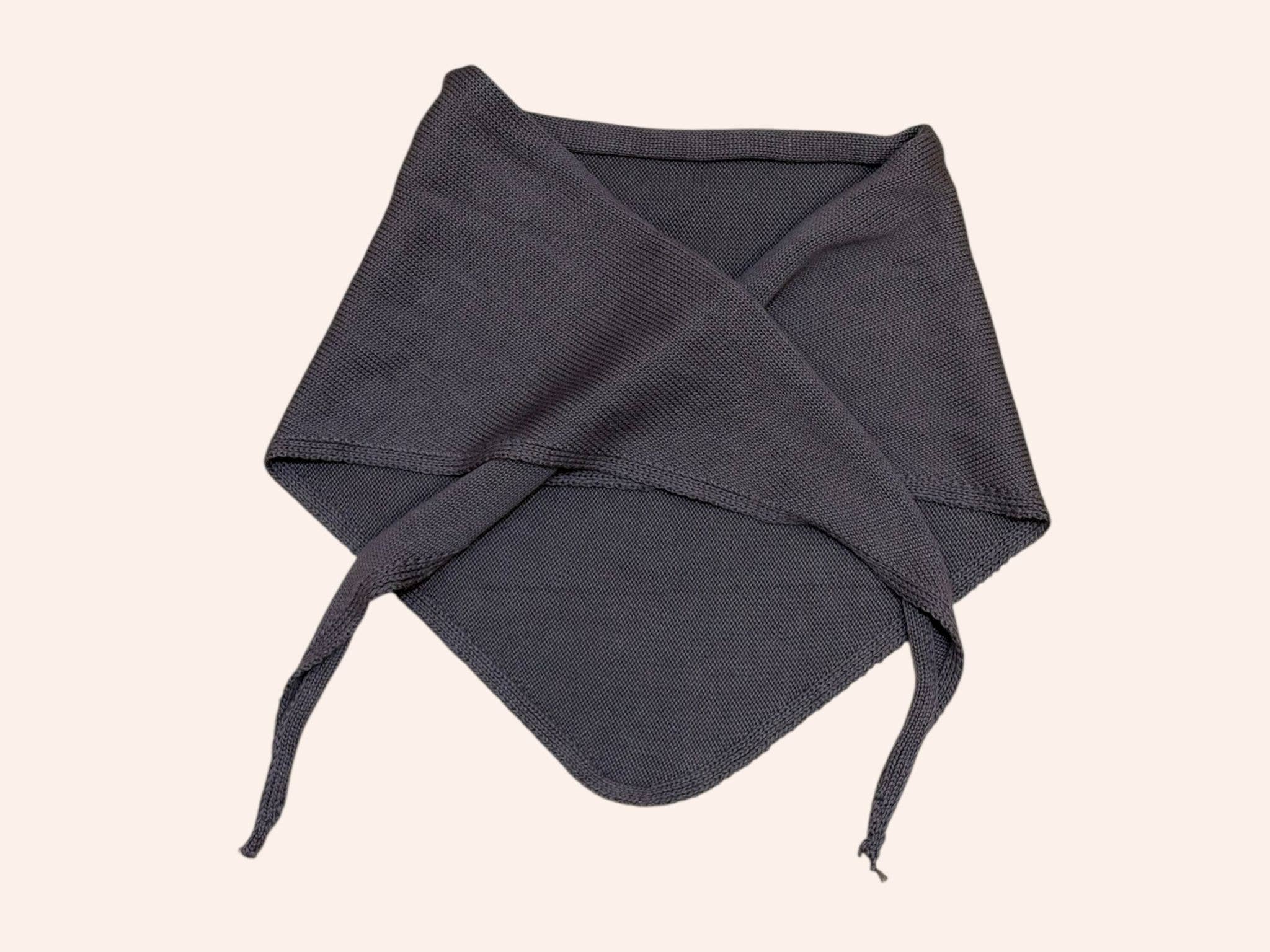 Einfarbiges Dreieckstuch aus 100 % Baumwollstrick