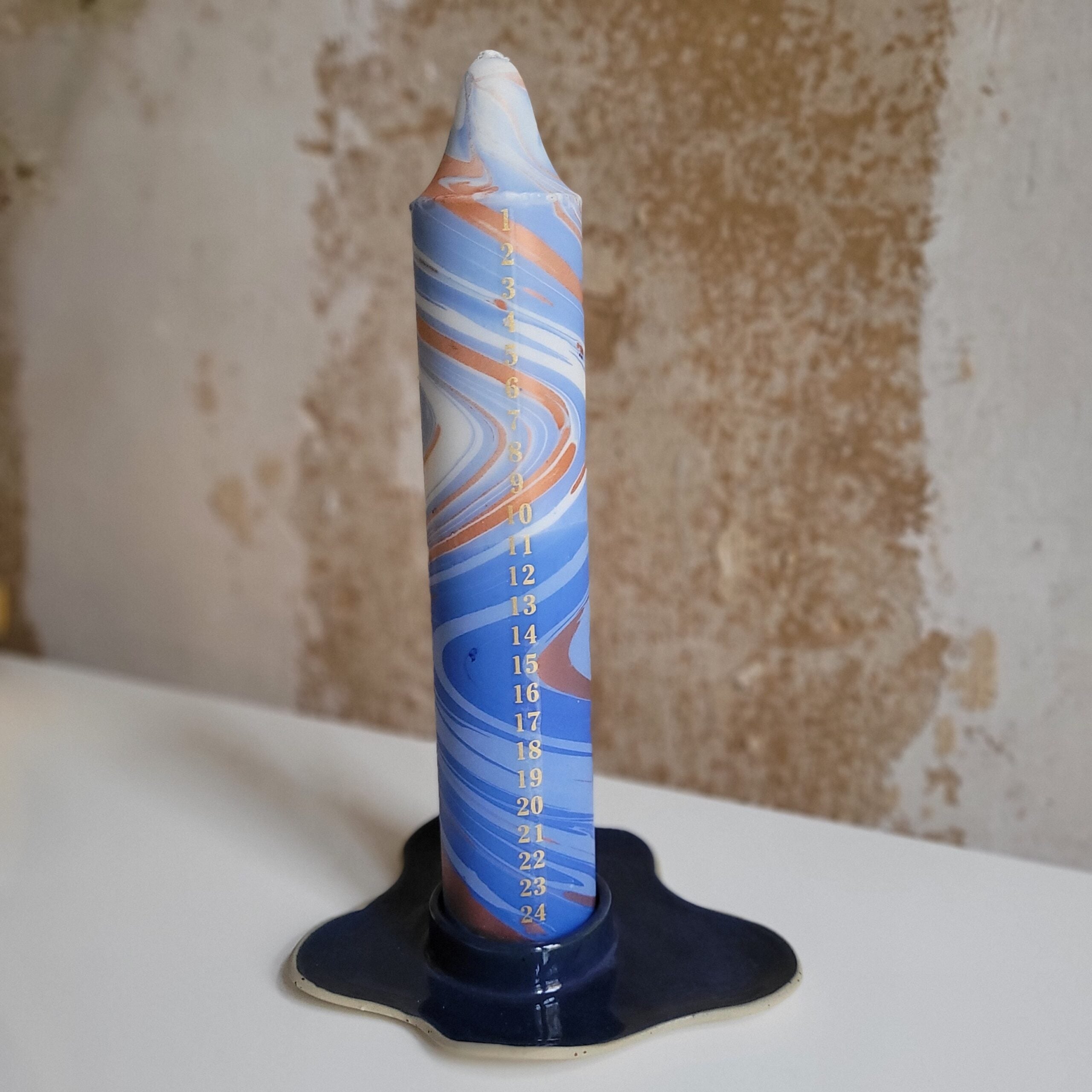 AdventskalenderKerze 'blue gold marble'