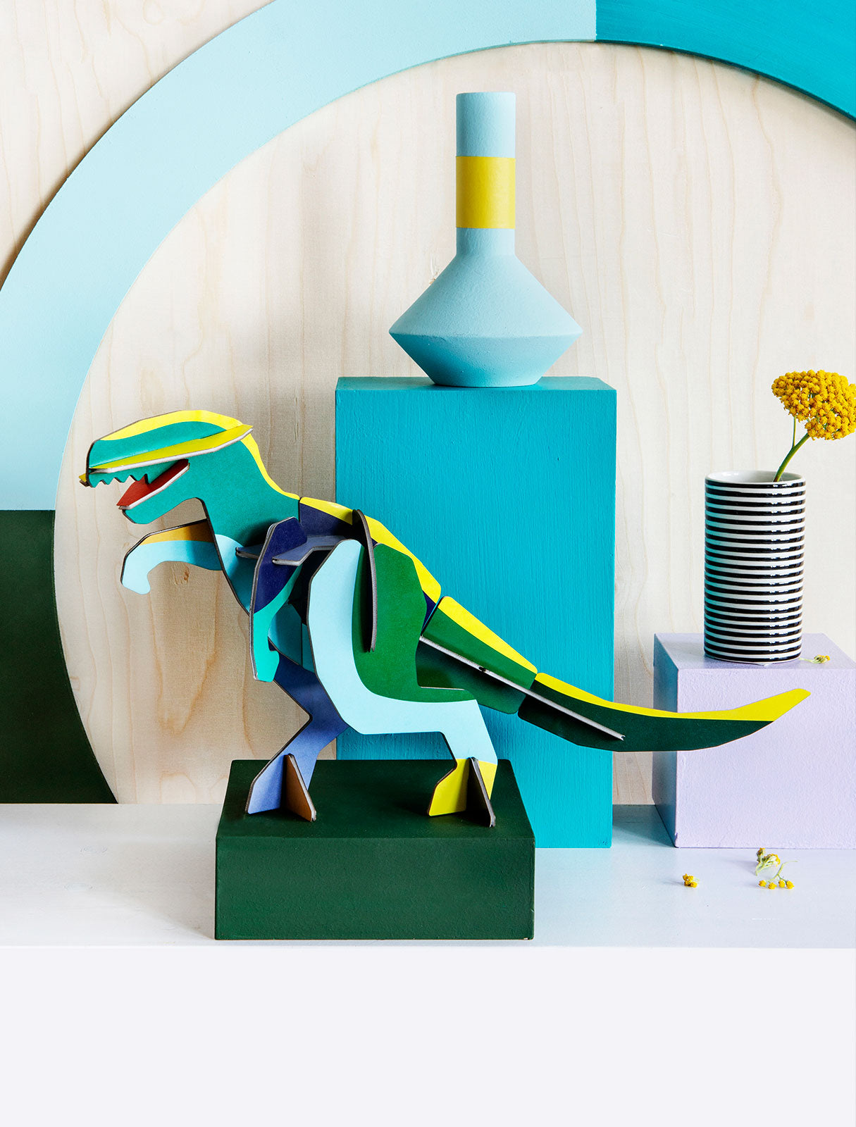 Studio ROOF Legendary Figurines 'Giant T-Rex'
