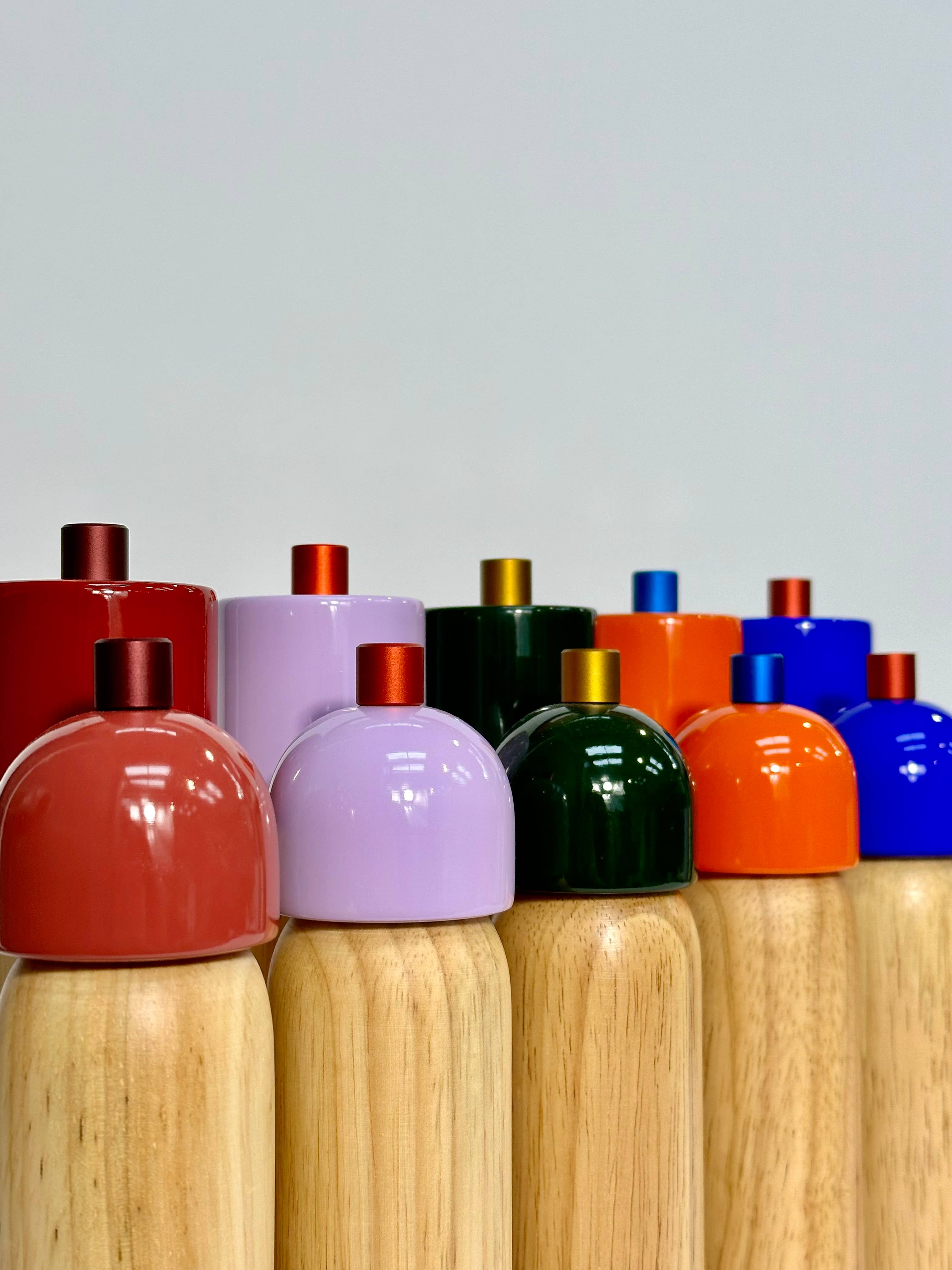 MÆGEN Salz- und Pfeffermühle, Marineblau und Rot