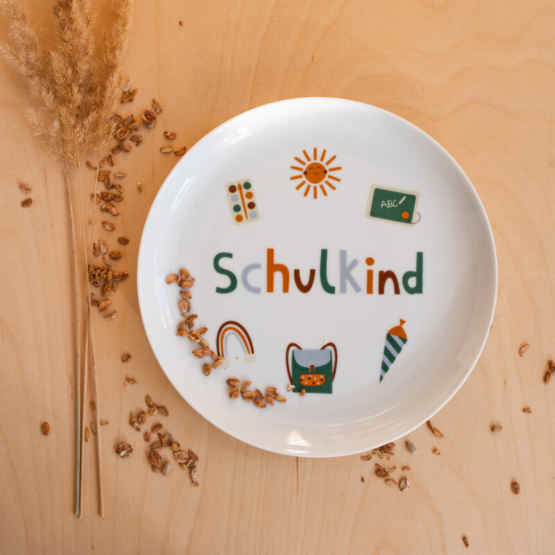Porzellanteller 'Adventure/Schulkind' AvaundYves