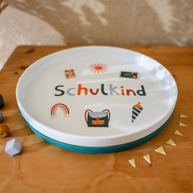 Ava&Yves Porzellan-Set 'Schulkind Adventure' mit großem Teller (23cm), Becher und Müslischale