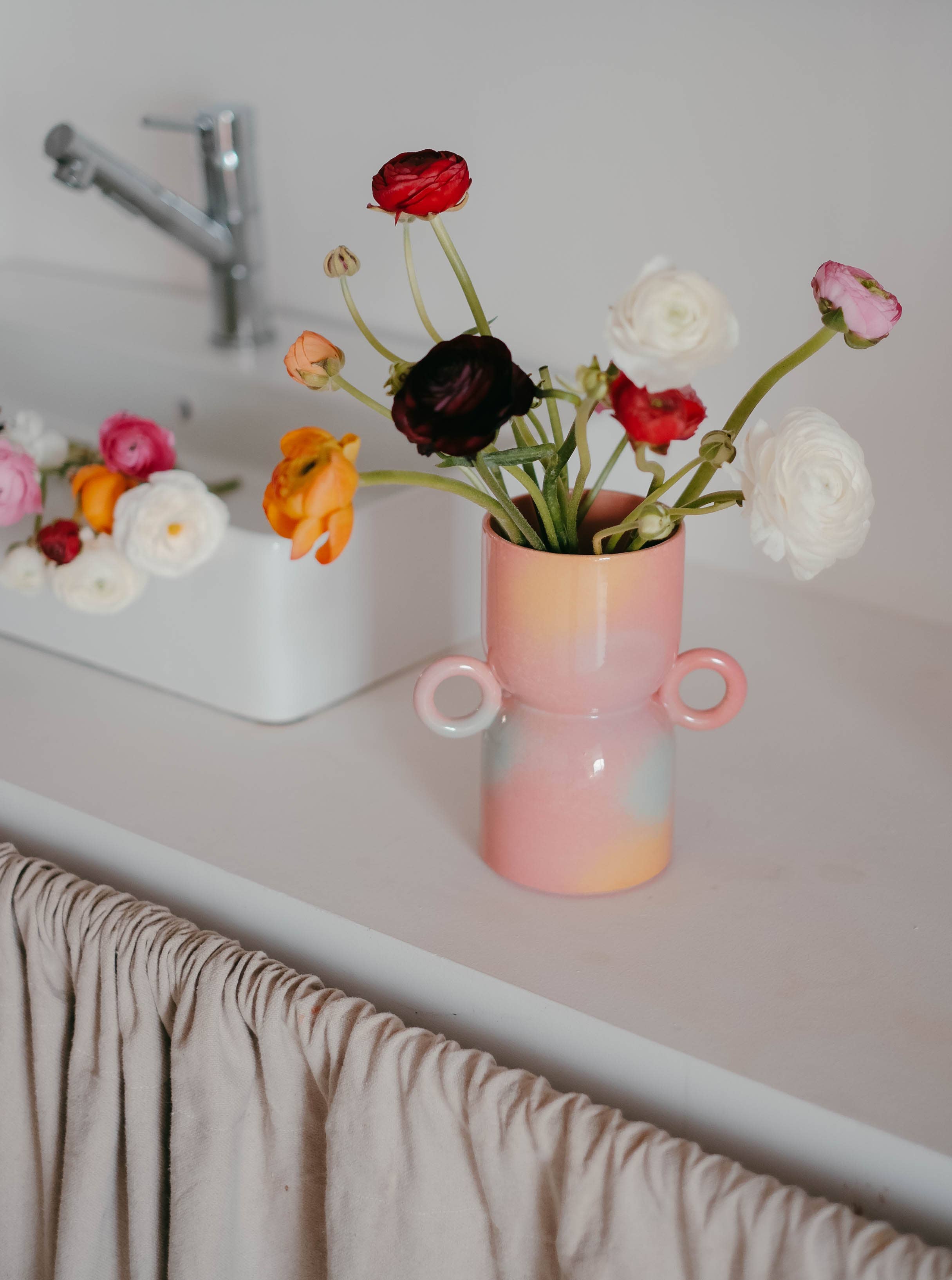 EUPHORIA Blumenvase von Temple Ceramic