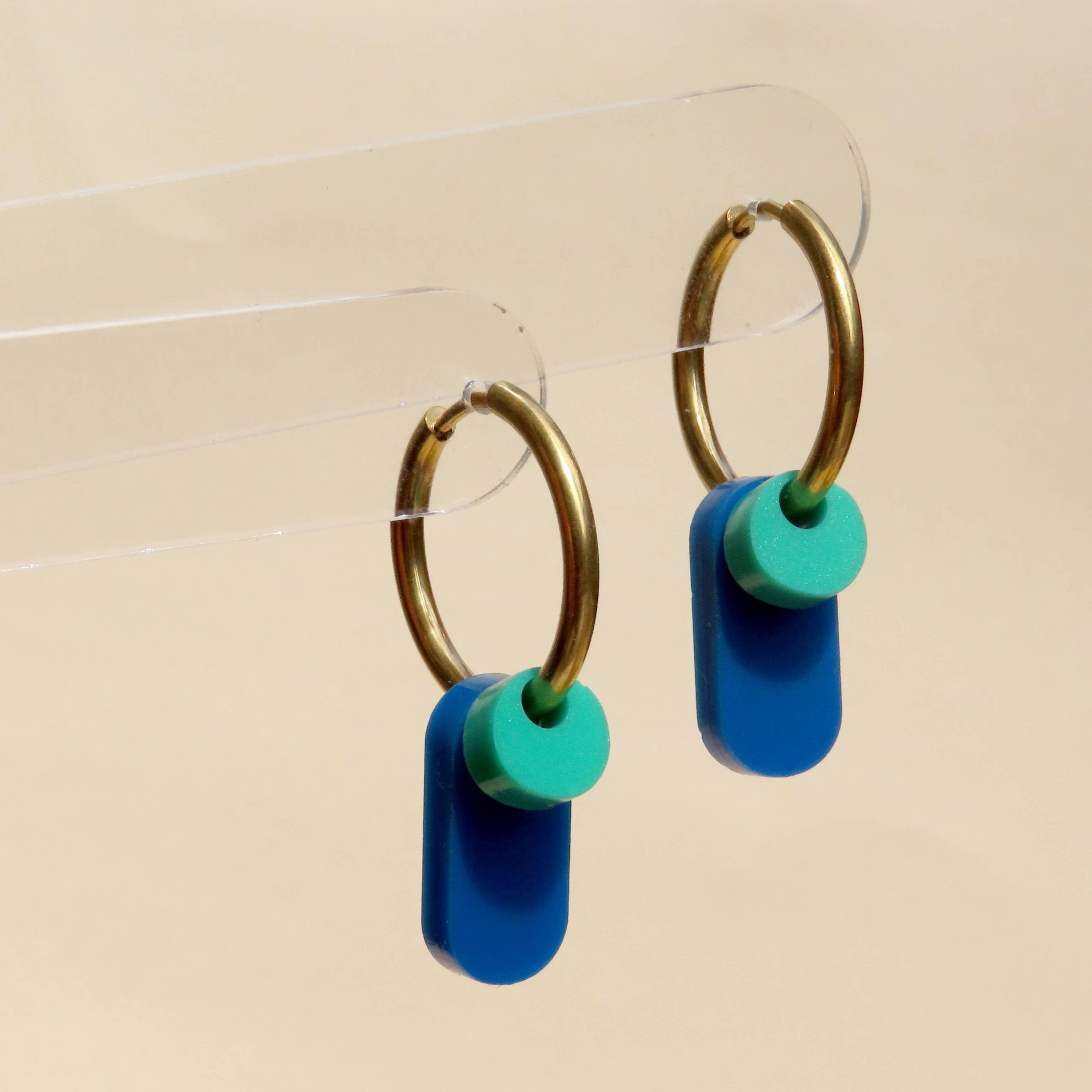 Dopamine Colors Creolen in blau/türkis niemalsmehrohne