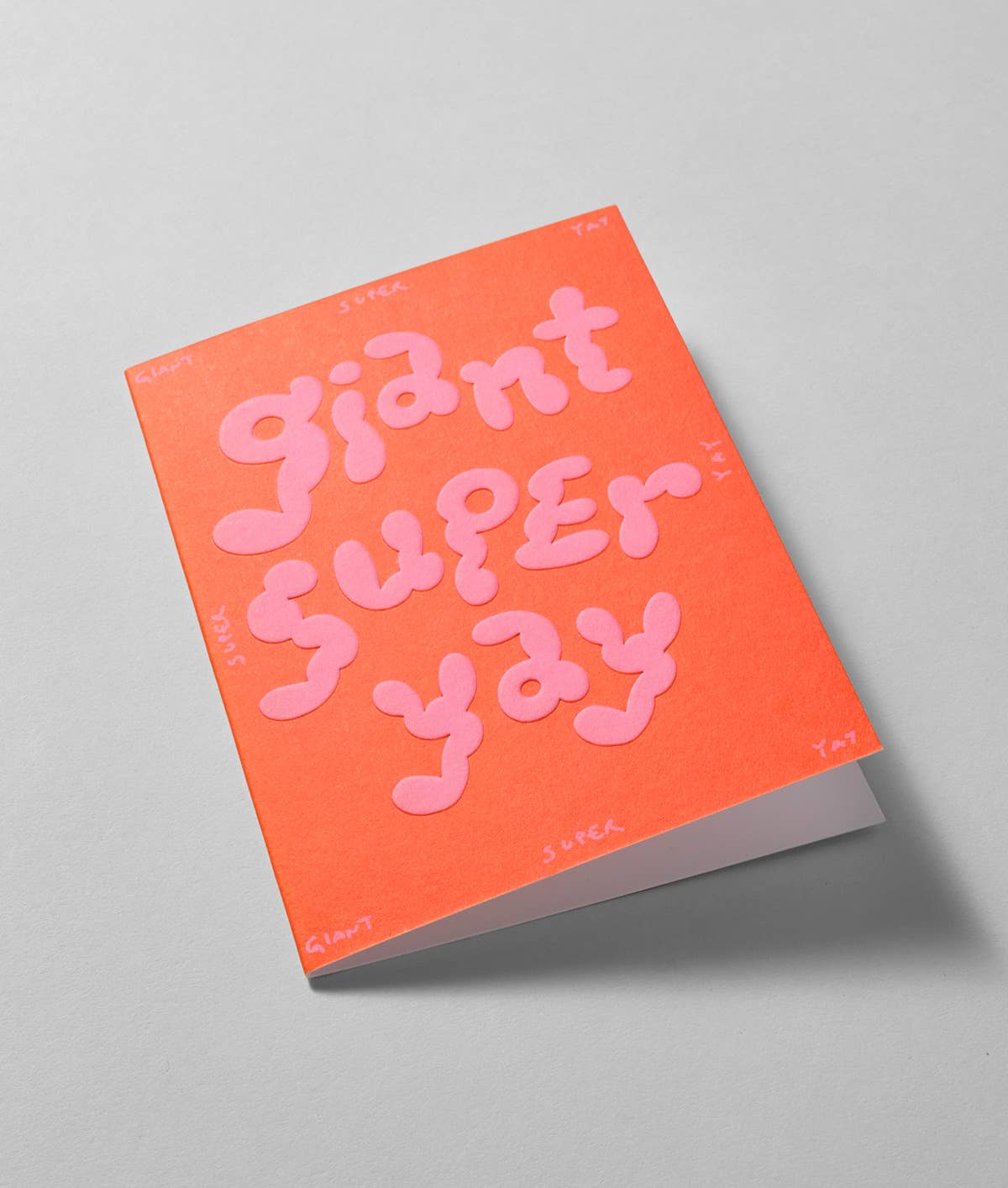 Grußkarte mit Prägung „Giant Super Yay“