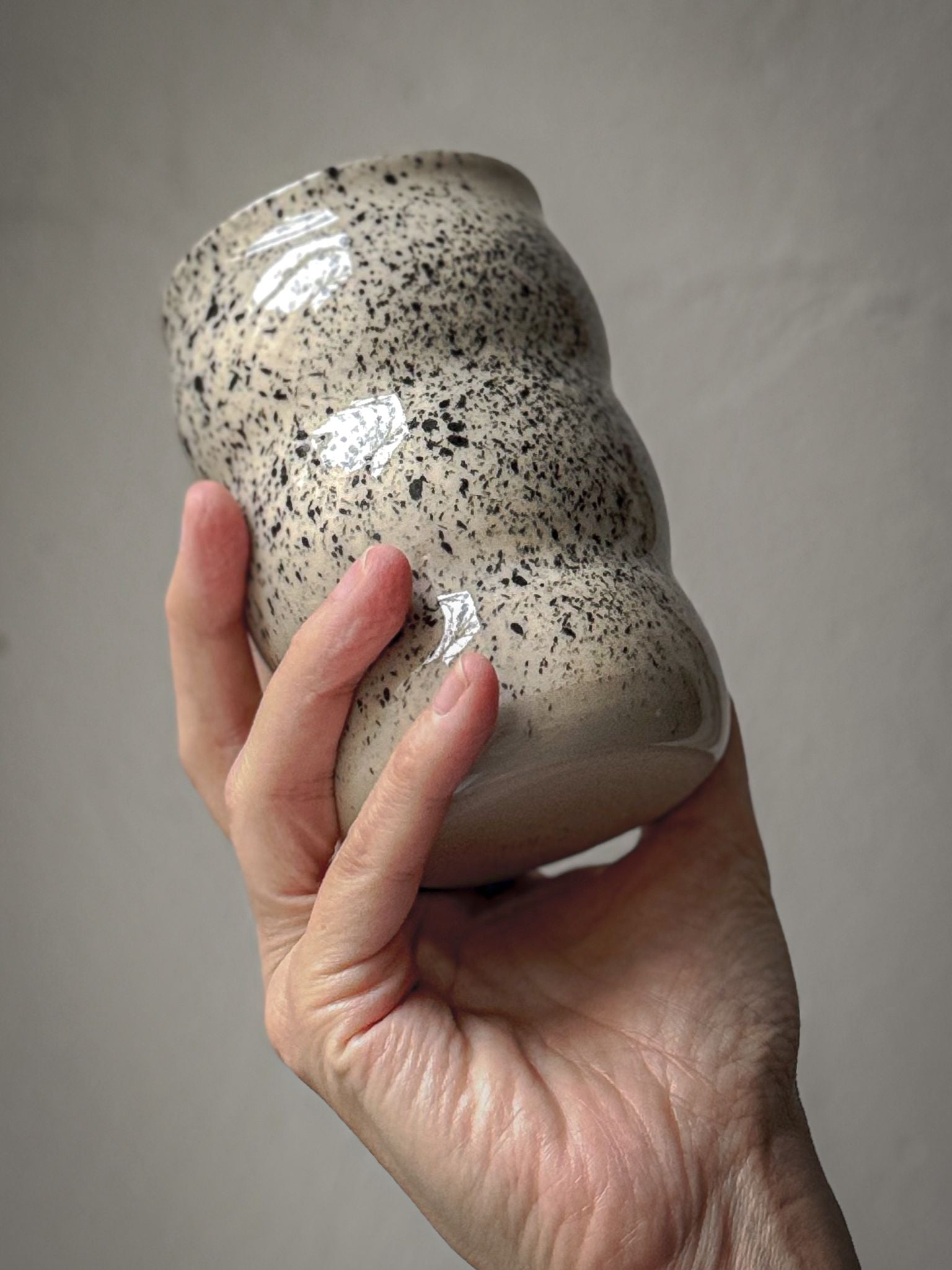 Good Clay Sunshine x Studio du. Wave Becher gross