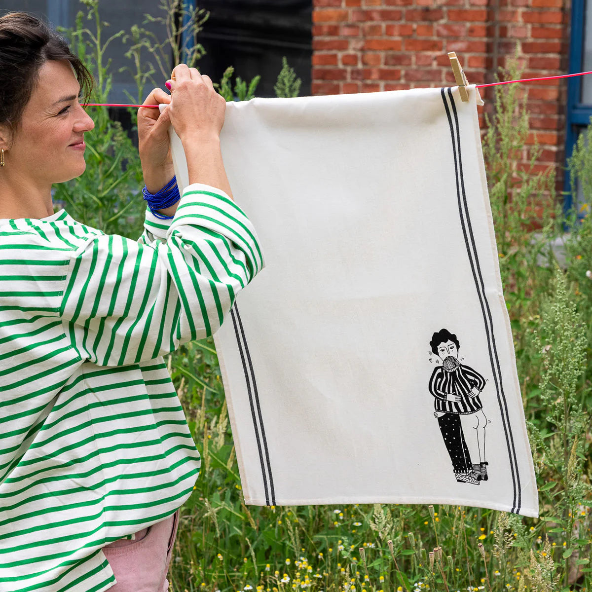 Helen B -Geschirrtuch 'sweater hug'