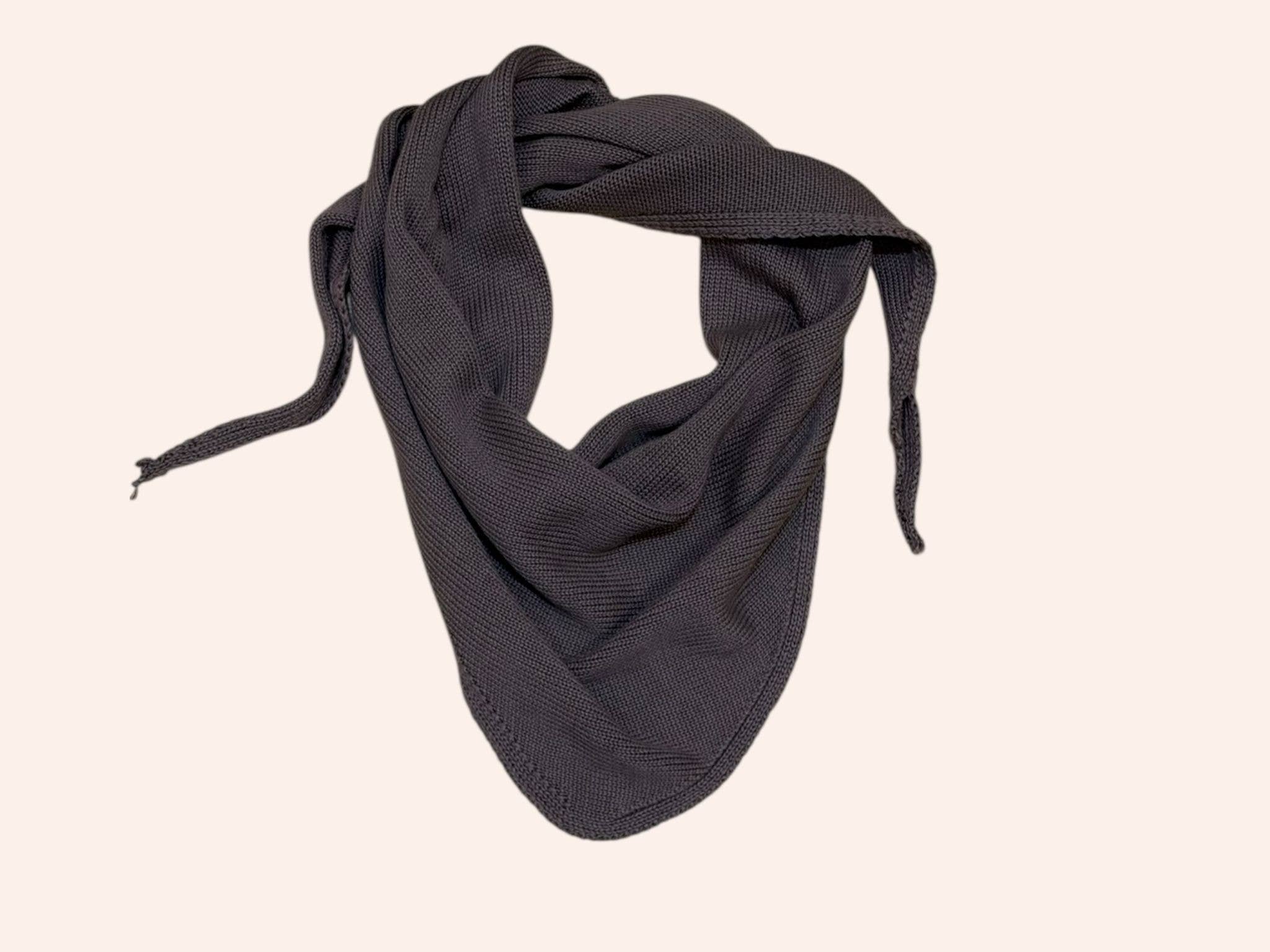 Einfarbiges Dreieckstuch aus 100 % Baumwollstrick