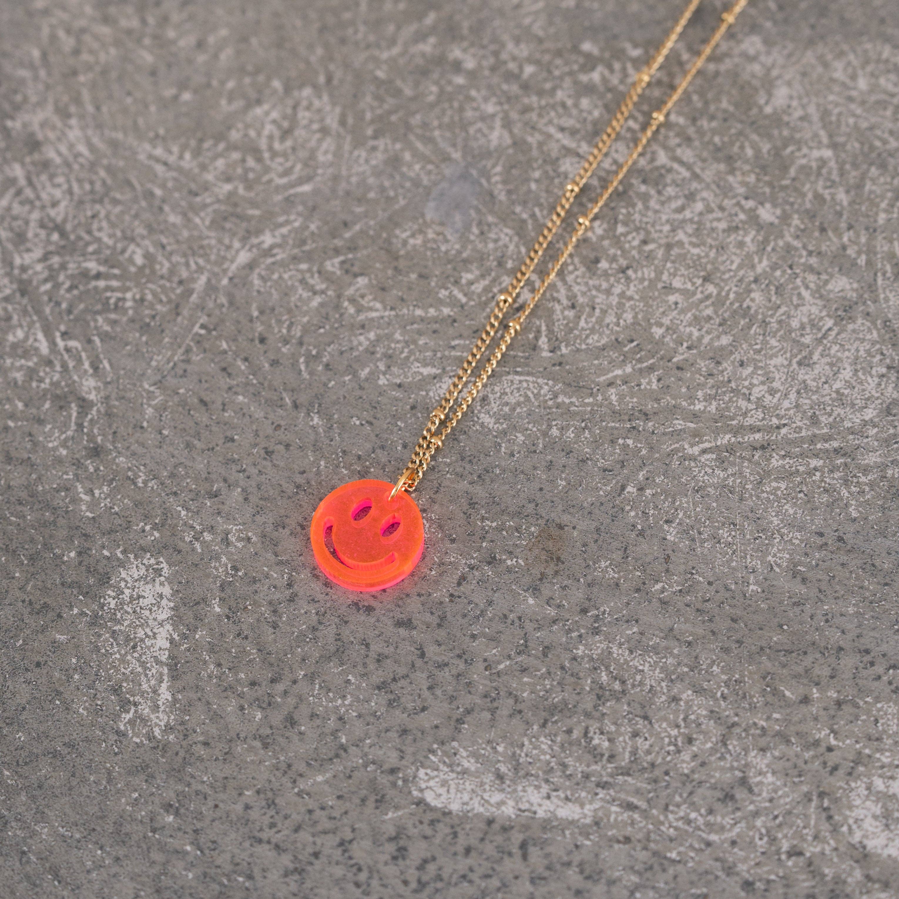 vanMauZ - Halskette Lume Charms | Smile Neonpink Gold