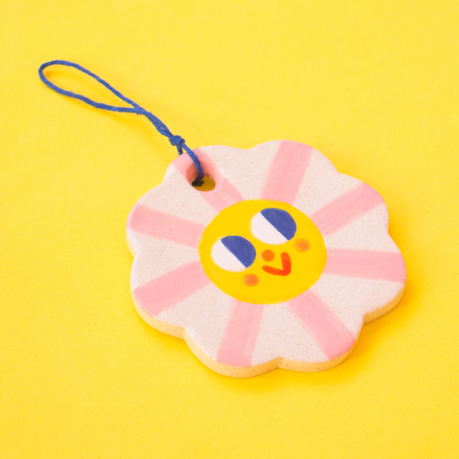 Ana Seixas Rosa Blume / Keramik-Hängeornamente