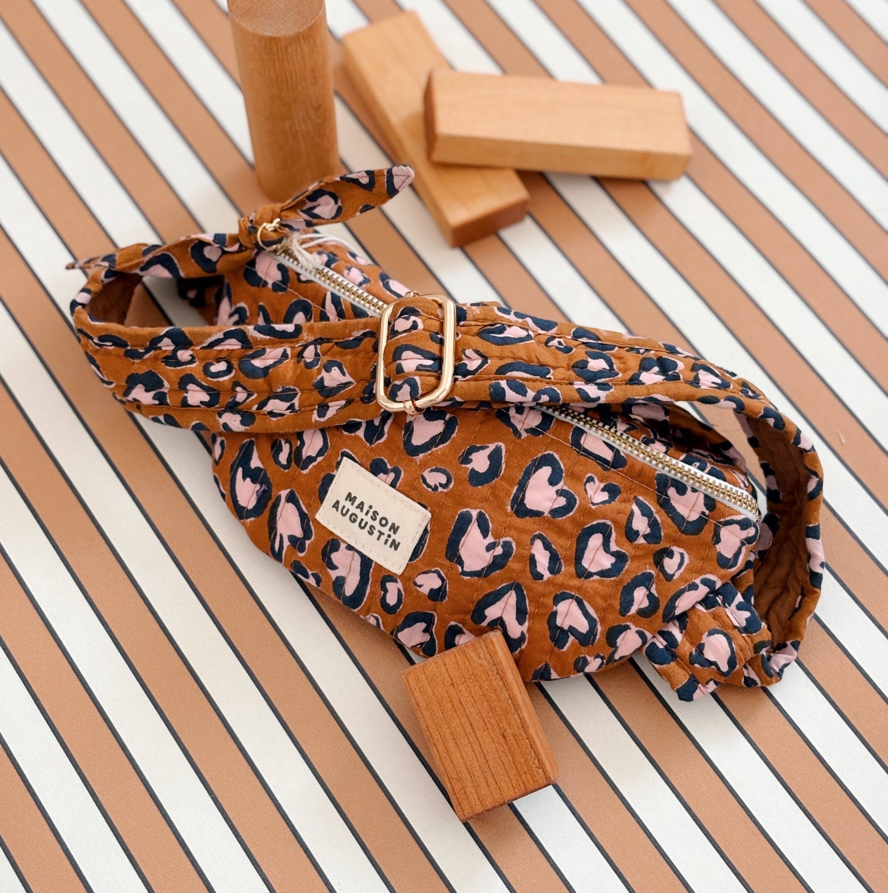 Maison Augustin Kinder Bauchtasche Leo Camel