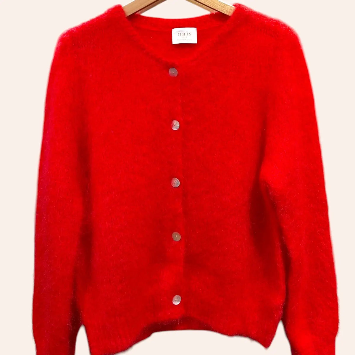 NAÏS PARIS - Rundhalsausschnitt Mohair-Cardigan mit Knöpfen
