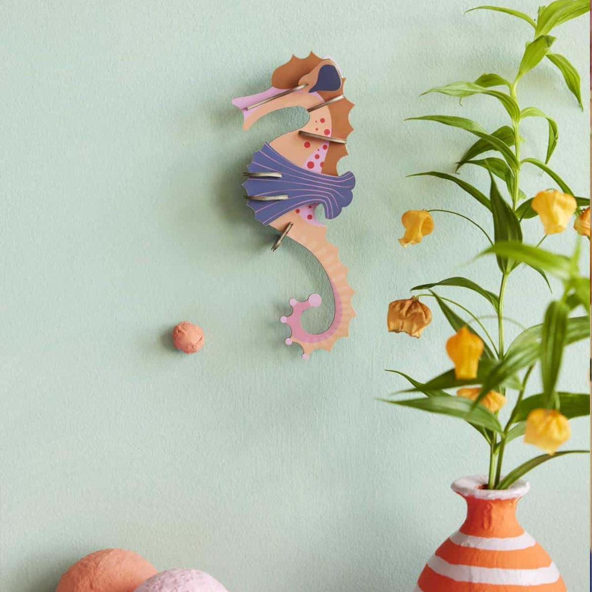 Studio ROOF 'Small sea creature - pink seahorse'